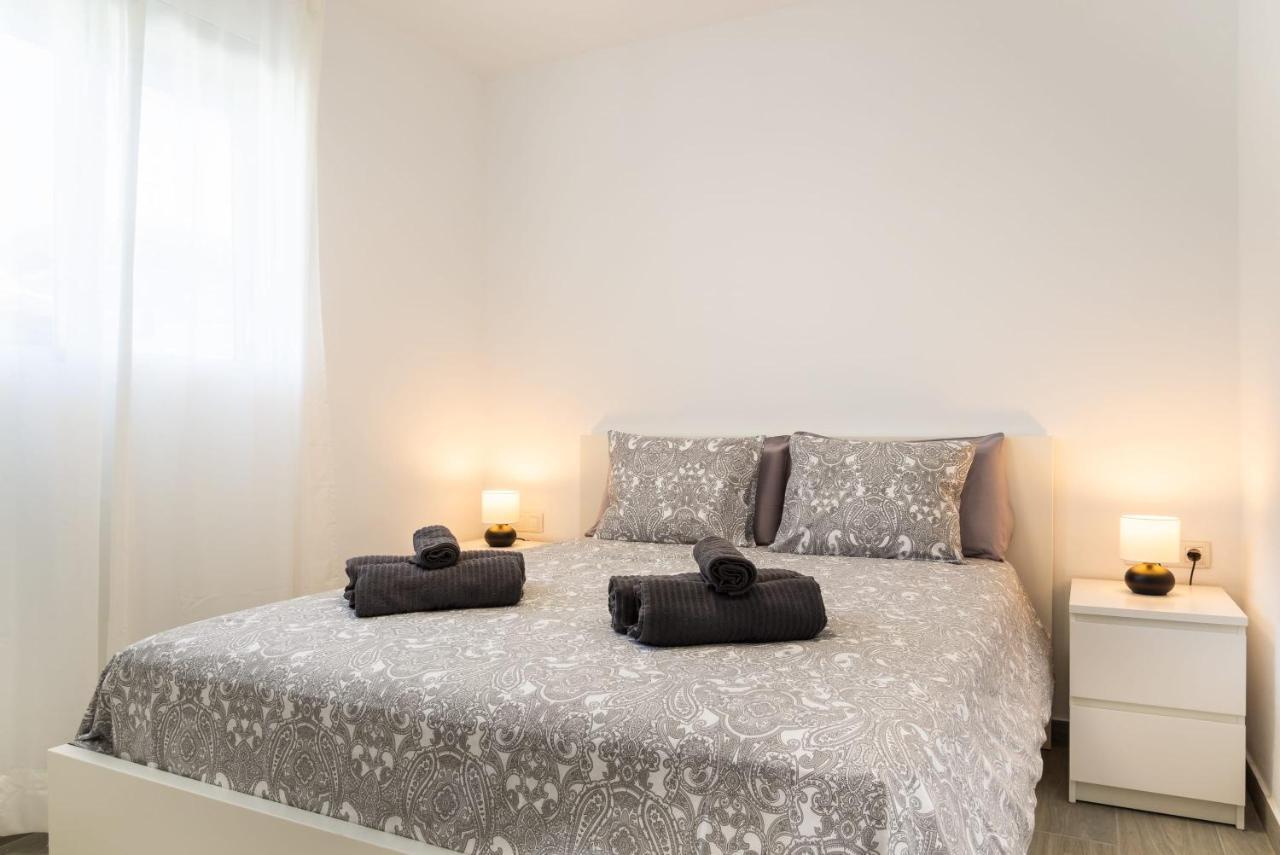 Casa Lucien - Newly Refurbished Apartment With Swimming Pool - Ideal For Couples Corralejo Eksteriør bilde